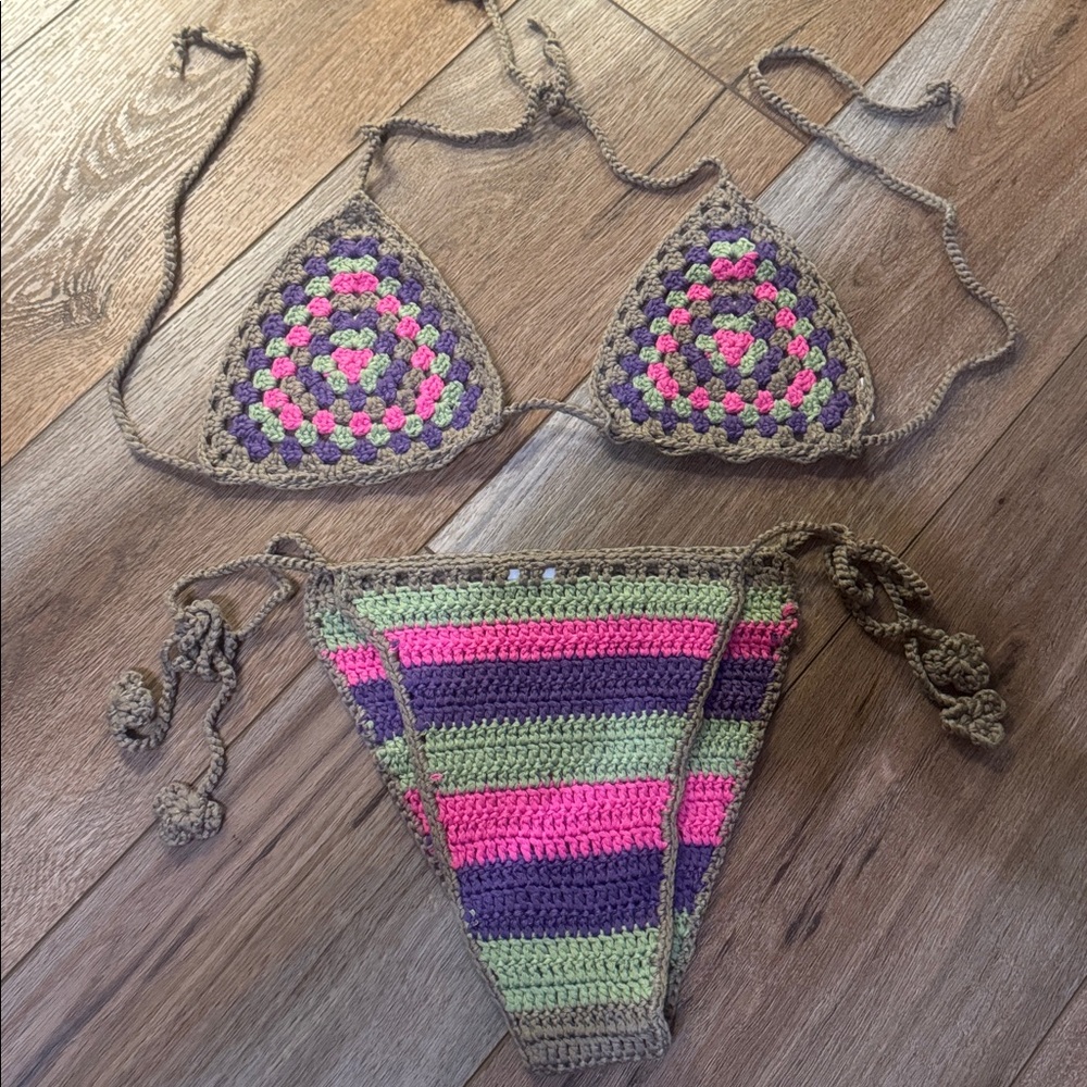 Crochet Triangle Bikini Top & bottoms